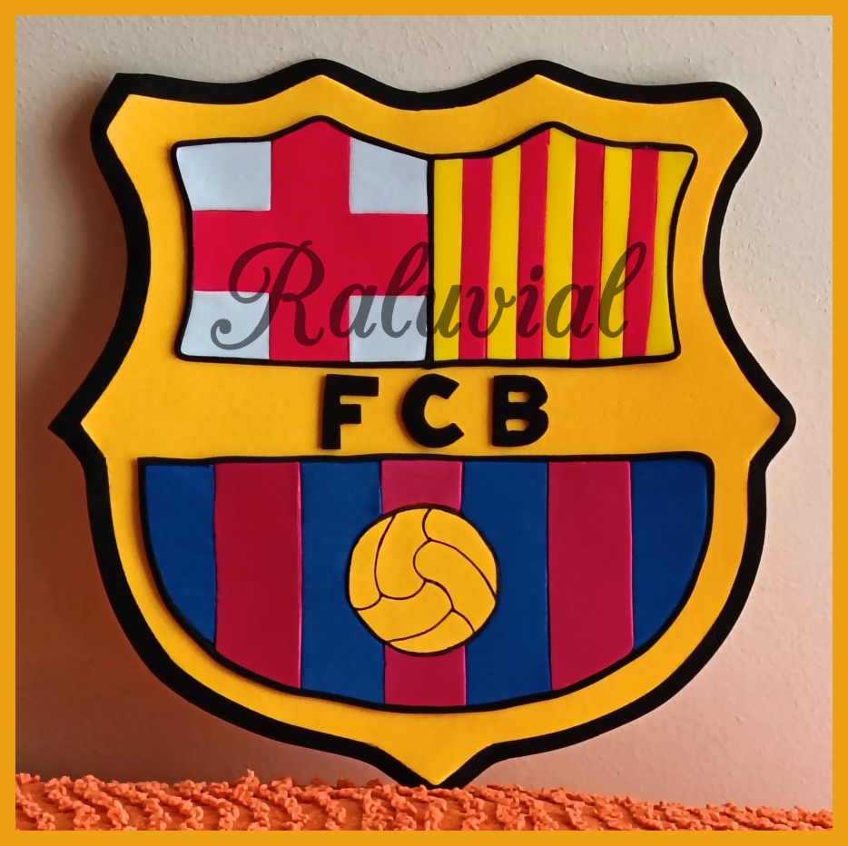 ESCUDO FC BARCELONA GOMA EVA