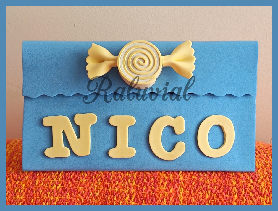 CARTERA GOMA EVA BAUTIZO NICO