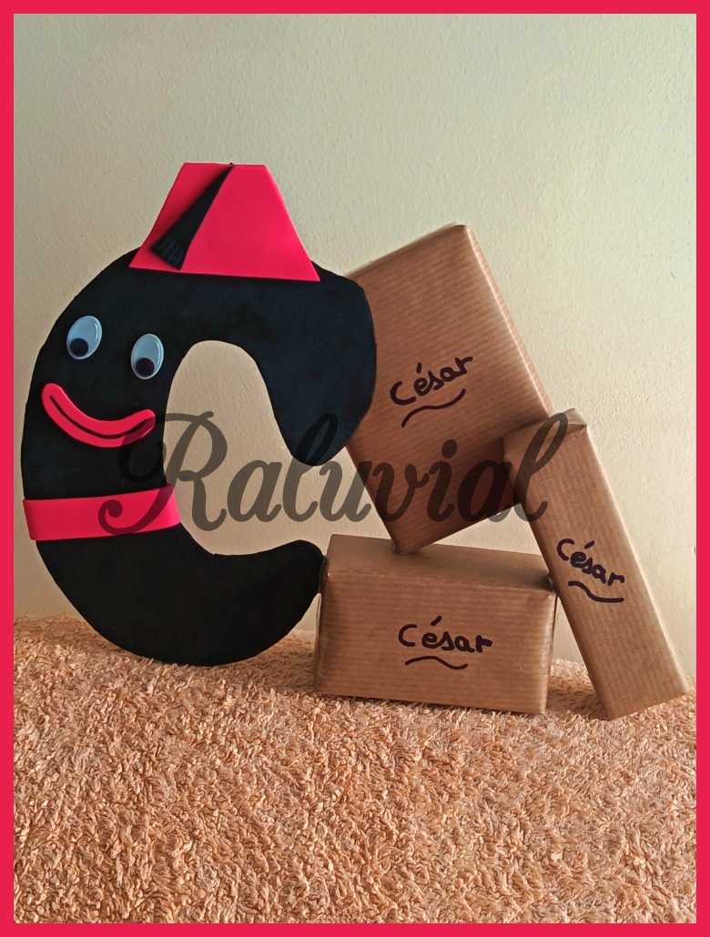 LETRA PAJE ALCOY CESAR 2025